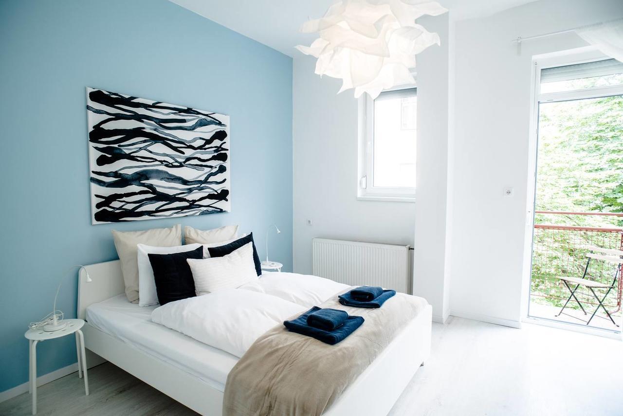 Central New Home With 3 Bedrooms, A/C And Balcony ブダペスト エクステリア 写真