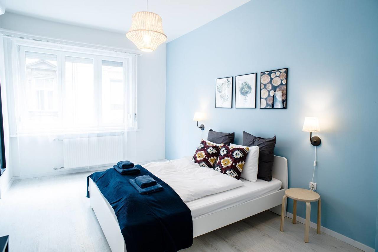 Central New Home With 3 Bedrooms, A/C And Balcony ブダペスト エクステリア 写真